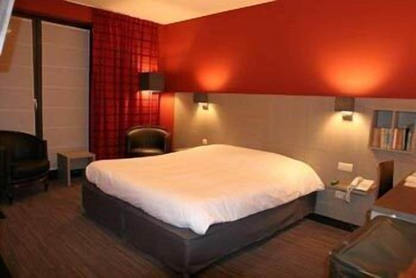 Hotel Pantheon Palace By Wp Hotels บลังเคนเบอร์เก ภายนอก รูปภาพ