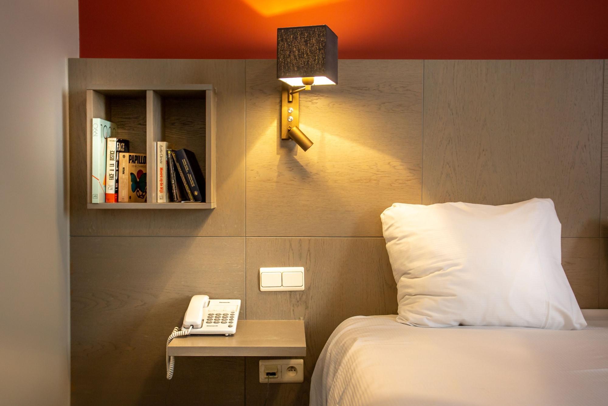 Hotel Pantheon Palace By Wp Hotels บลังเคนเบอร์เก ภายนอก รูปภาพ