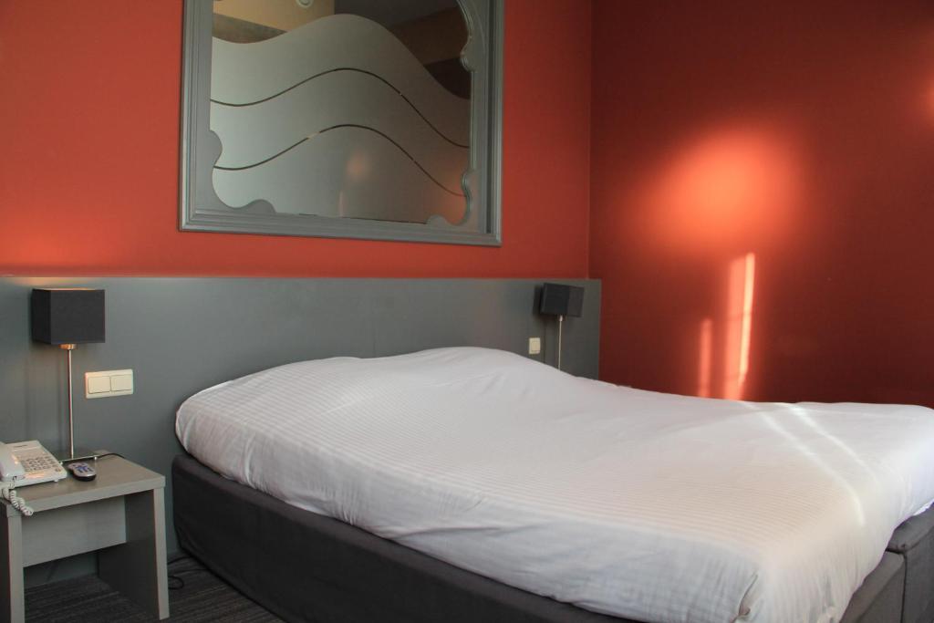 Hotel Pantheon Palace By Wp Hotels บลังเคนเบอร์เก ภายนอก รูปภาพ