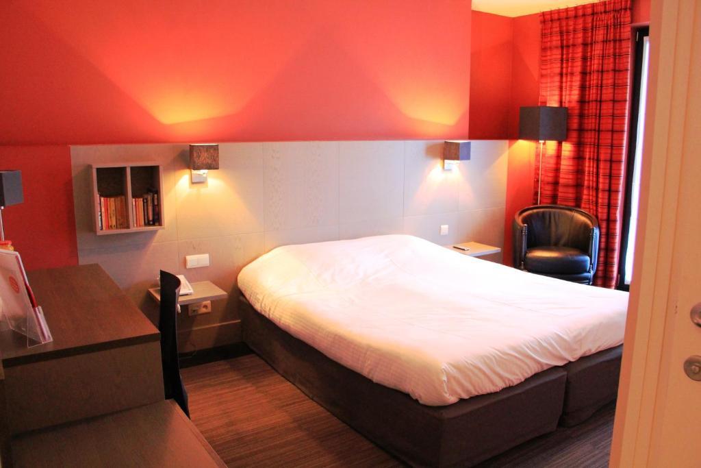Hotel Pantheon Palace By Wp Hotels บลังเคนเบอร์เก ภายนอก รูปภาพ